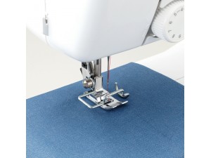 Masina de cusut Brother Little Angel KD144S