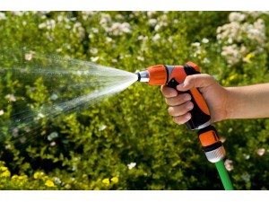 Pistol de stropit tip jet reglabil