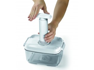 Caserole si pompa de vidat Laica VT3302