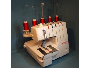 Masina surfilat si acoperire Merrylock 3000CL